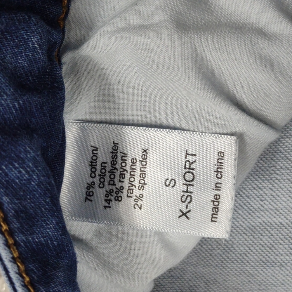 Maurice's Small X-Short mid rise Distressed slightly stretchy jeans - Picture 6 of 12